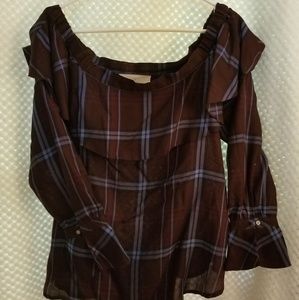 Loft- Off the shoulders Medium top